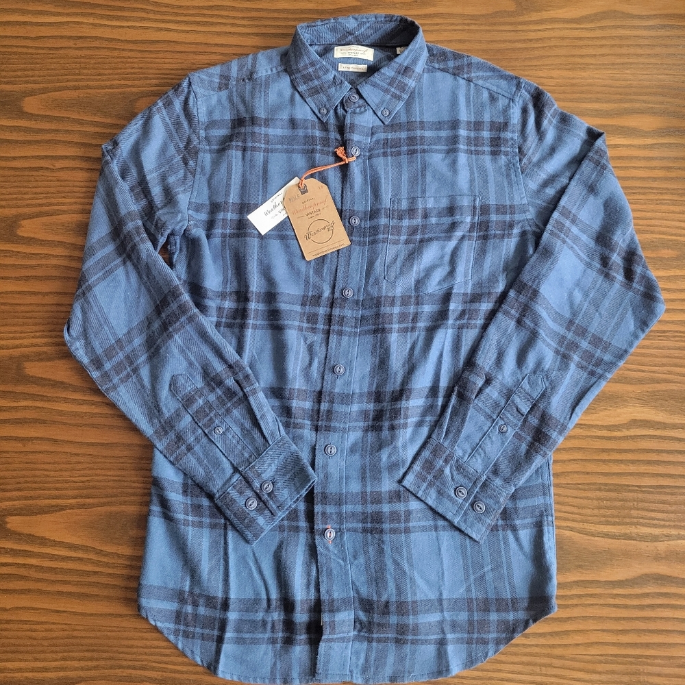 NWT -- WEATHERPROOF Men's Blue Striped Long-Sleeve Button-Up Shirt | Size: S